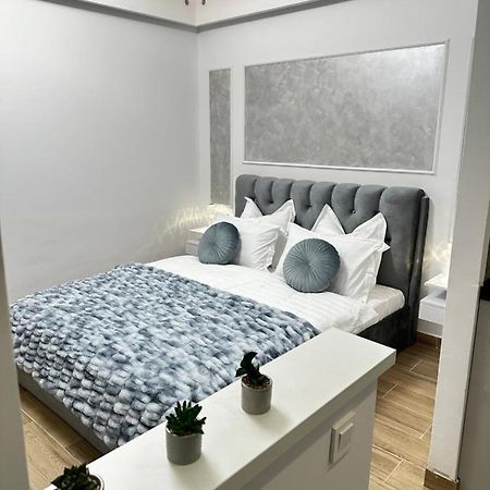 Luxury Studio 7 Rosu Екстер'єр фото